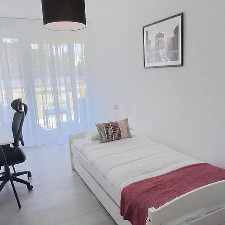 Apartment Luminous 2-bed With Spacious Terrace Rsc70-gf