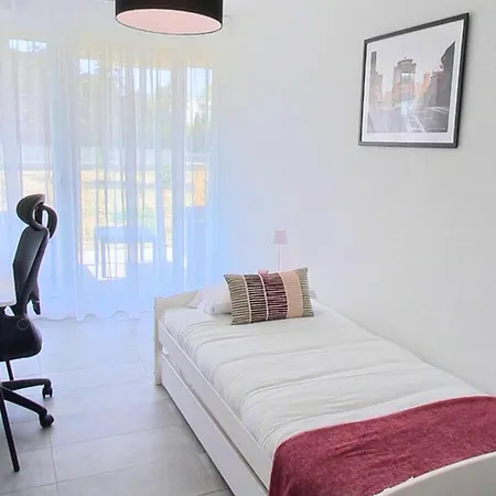 Apartament Luminous 2-bed With Spacious Terrace Rsc70-gf