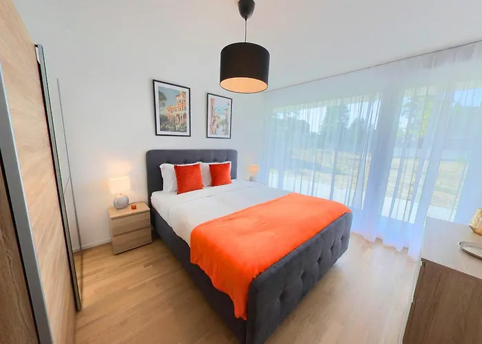 Luminous 2-bed With Spacious Terrace Rsc70-gf *